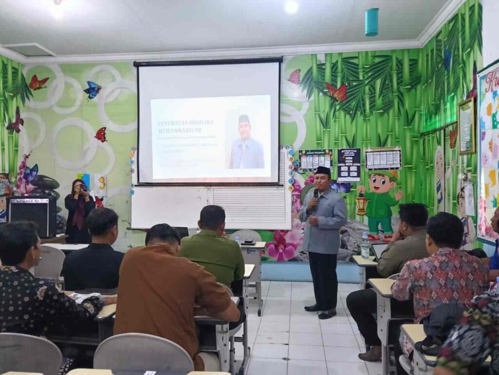 Recharging Guru dan Karyawan SDM Limas Bahas Penerapan Ideologi Muhammadiyah