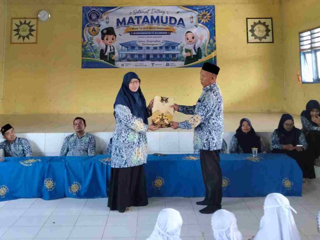 MI Muga Bulubrangsi Kenang Jejak Pengabdian Masjiatul Harom, Sambut Kepemimpinan Baru