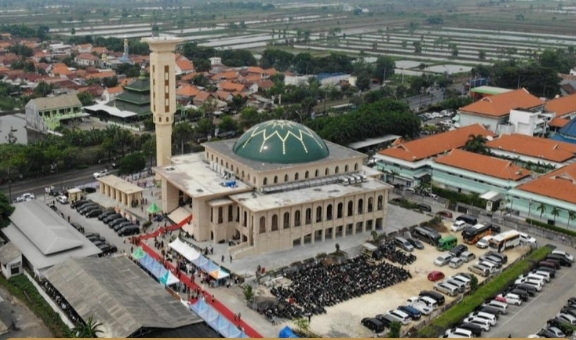 Masjid Asy-Syifa’ Rumah Sakit (RS) Muhammadiyah Lamongan bisa menjadi tempat transit rombongan dari Rute Timur dan Selatan.
