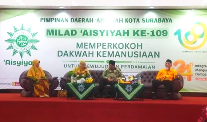 Acara talk show dalam Puncak Milad Aisyiyah yang digelar PDA Kota Surabaya. (ist)
