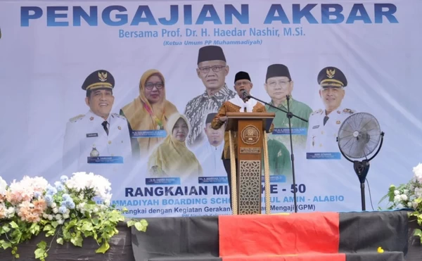 Ketua Umum Pimpinan Pusat (PP) Muhammadiyah, Haedar Nashir, saat menghadiri Milad ke-50 Muhammadiyah Boarding School (MBS) Nurul Amin Alabio. (ist)