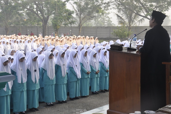Menuntut Ilmu adalah Ibadah