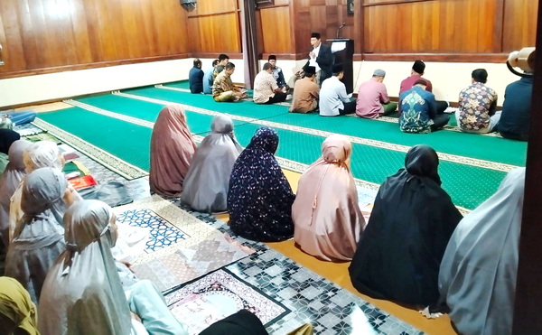 Dr. M. Sholihin Fanani, Wakil Ketua PWM Jawa Timur, dalam sesi Fathul Qulub Diksuspala. (ist)