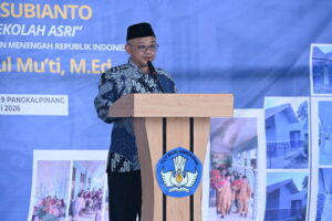 Mendikdasmen Abdul Mu'ti.