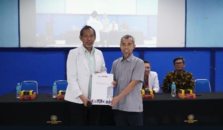 RS Muhammadiyah Lamongan dan FK UMSURA Gelar Serah Terima 84 Dokter Muda, Tekankan Budaya Kerja ISTAWA