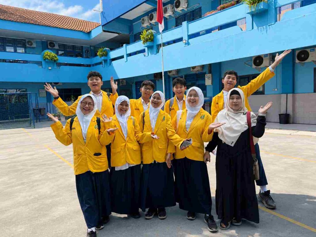 PR IPM SMP Muhammadiyah 15 Boarding School Surabaya Hadiri Festival Riset dan Inovasi Kota Surabaya