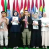 Empat Tendik UMSURA Lolos Beasiswa Bergengsi ke Rusia, India, dan ITB
