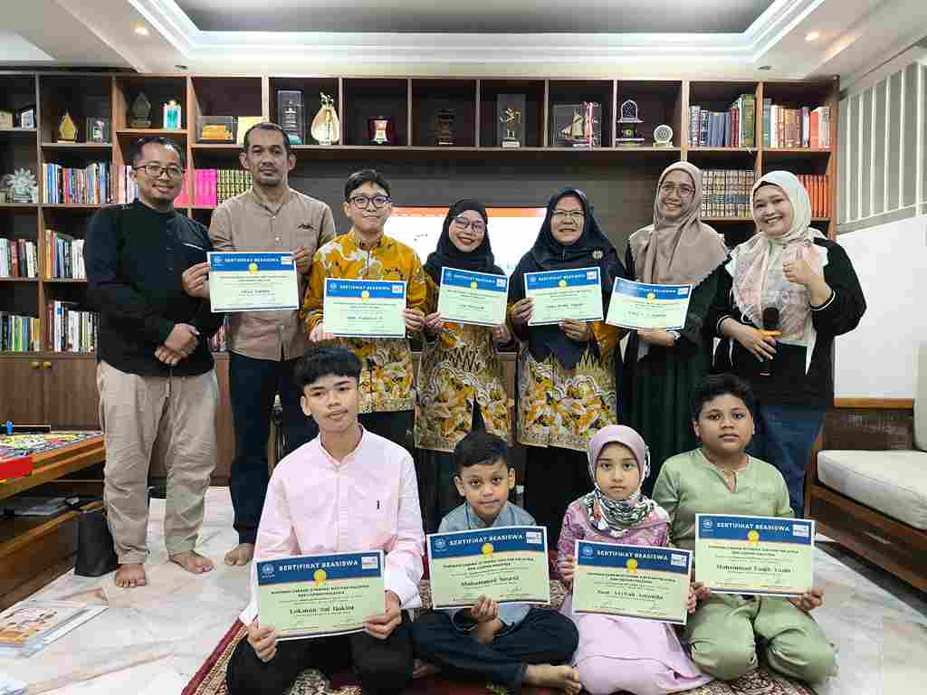 Program Orang Tua Asuh PCIA Malaysia Bantu Pendidikan Anak Sanggar Bimbingan