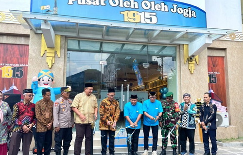Peluncuran toko oleh-oleh 1915. (sa)
