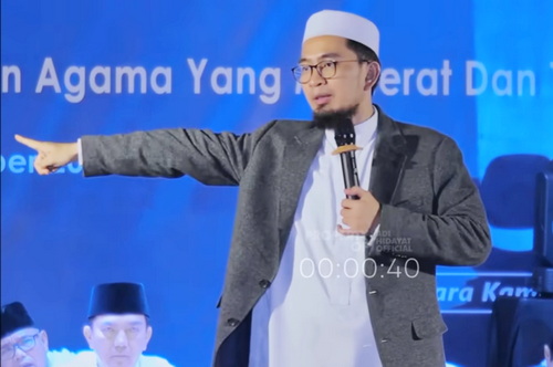Ustaz Adi Hidayat