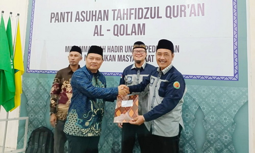 PCM Asemrowo resmi melantik Dzanur Ro'in, M.Pd., sebagai Kepala Lembaga Kesejahteraan Sosial Anak (LKSA) Al-Qolam. (ist)