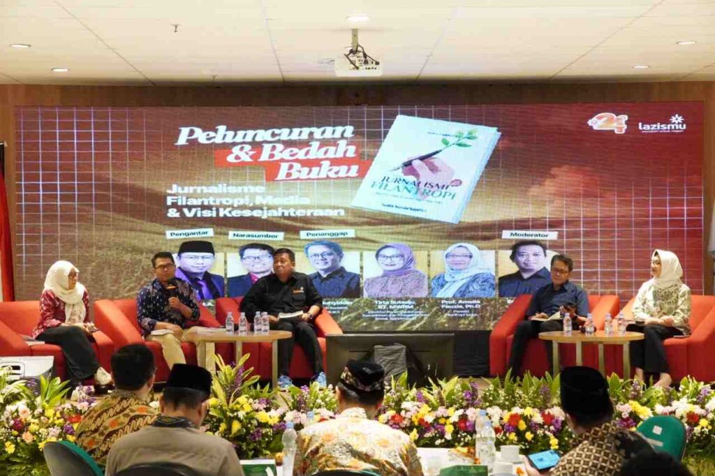 Peluncuran Buku Jurnalisme Filantropi di Milad Lazismu, Revitalisasi Peran Media untuk Visi Kesejahteraan