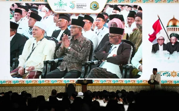 Ketua Umum PP Muhammadiyah, Haedar Nashir, menghadiri pembukaan Muktamar ke-35 NU di Jombang. (ist)