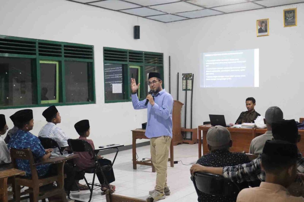 Kajian Santri Internasional : Menggali Warisan Ilmuwan Muslim, Menyiapkan Santri Pembina Peradaban