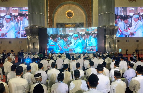 Acara pengukuhan 10.000 guru ngaji di Jakarta. (ist)