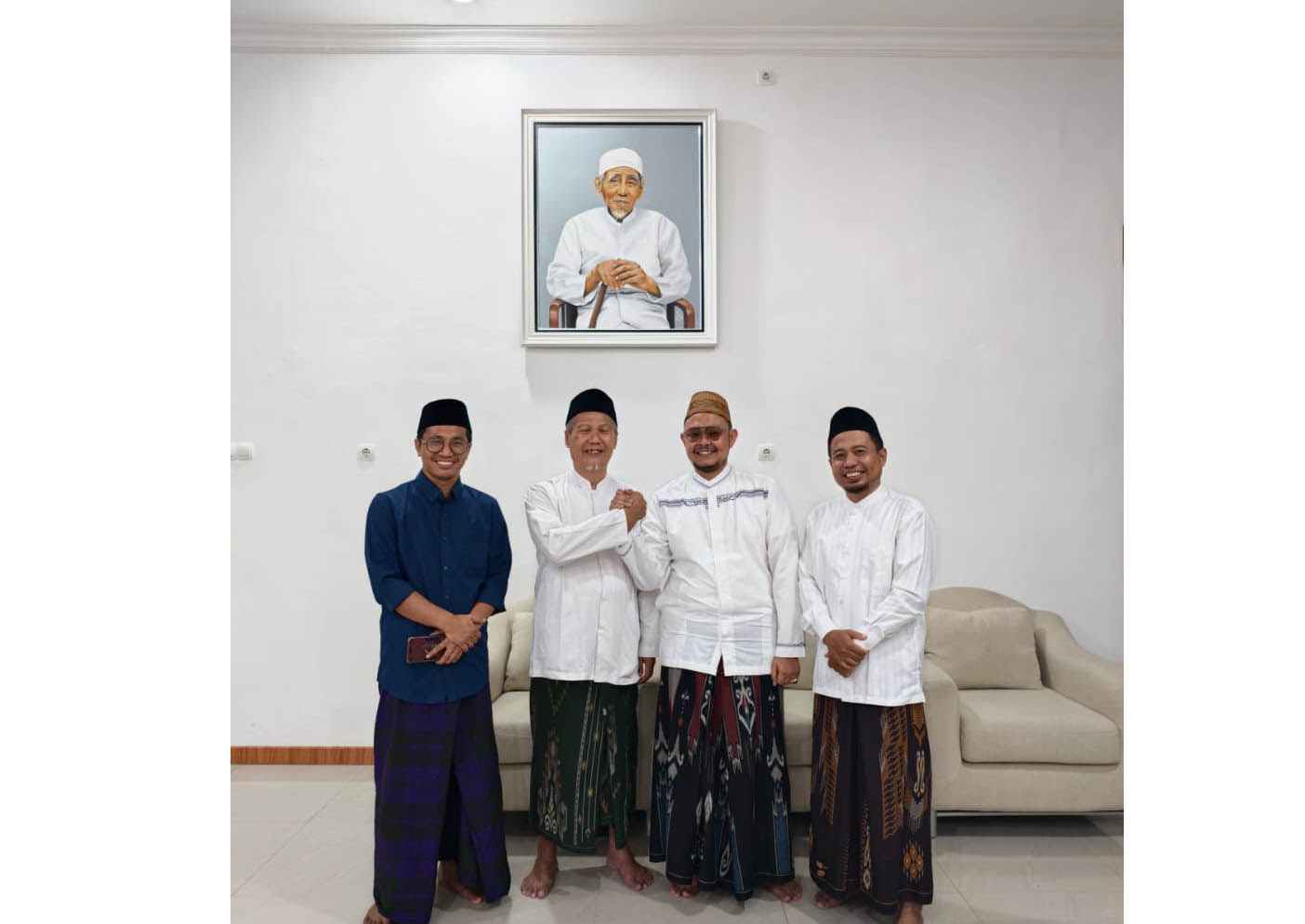 Kiai Fauzan dan Ketua PDM Sampang Sepakat Perkuat Silaturahmi