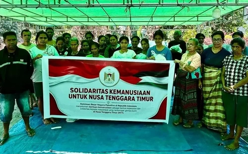 Kedutaan besar Palestina untuk Indonesia beri bantuan korban gempa NTT. (ist)