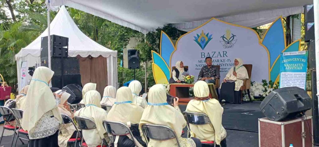 Praktik Eco Sociopreneurship di Muktamar NA: Olah Minyak Jelantah Jadi Lilin Aromaterapi