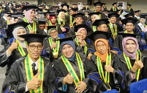 Sebanyak 24 guru SDM Sapen Raih Magister. (sm)