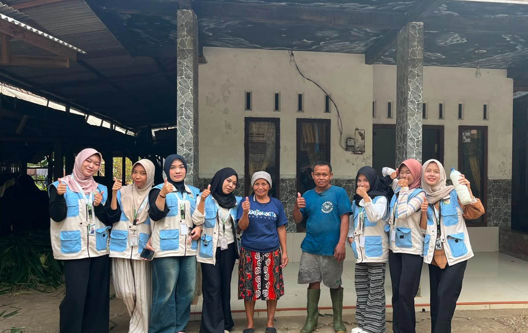 KKN MAs UMM Sodorkan Solusi: Dari Susu Terbuang hingga Gadung Kurang Dikenal di Kasembon