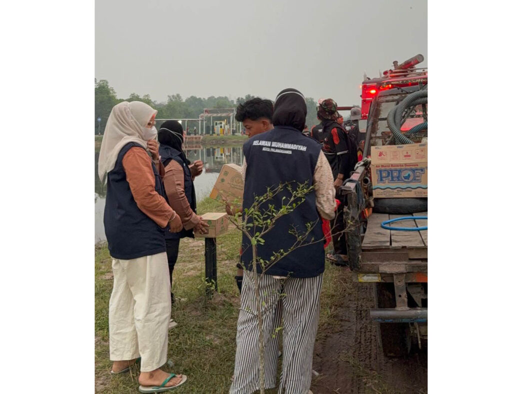 LAZISMU Dan MDMC Kota Palangka Raya Tebar Booster Untuk Relawan Karhutla