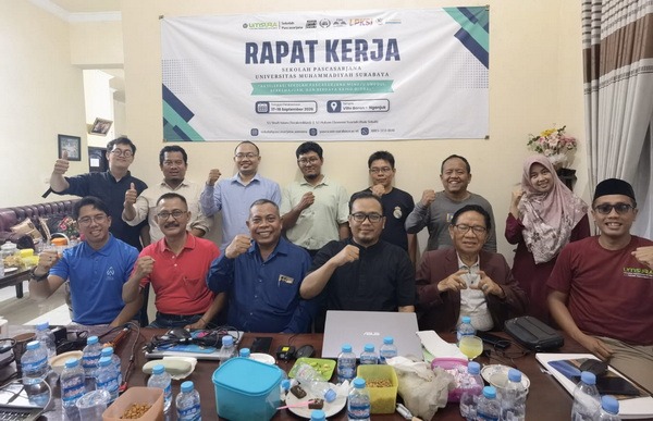 Rapat Kerja (Raker) Sekolah Pascasarjana Universitas Muhammadiyah Surabaya (UMSURA) Tahun Akademik 2025–2026. (ist)