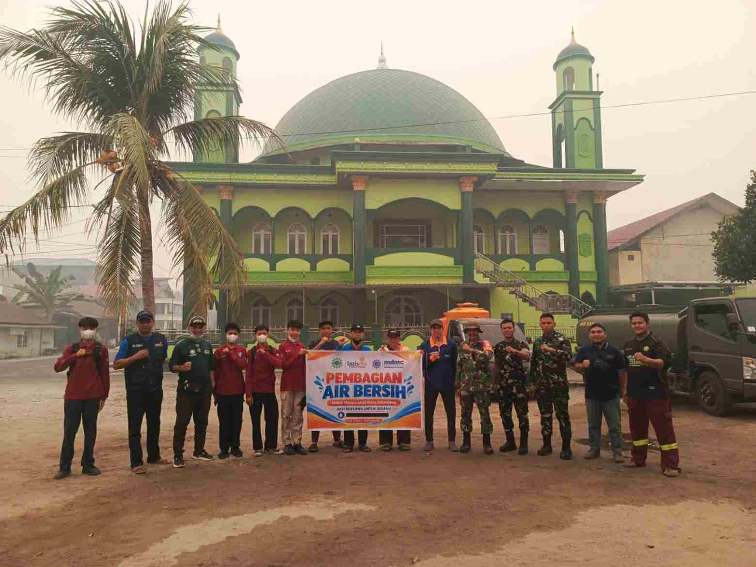 Aksi Kemanusiaan di Tengah kekeringan, Muhammadiyah Katingan Gelontorkan Air Bersih