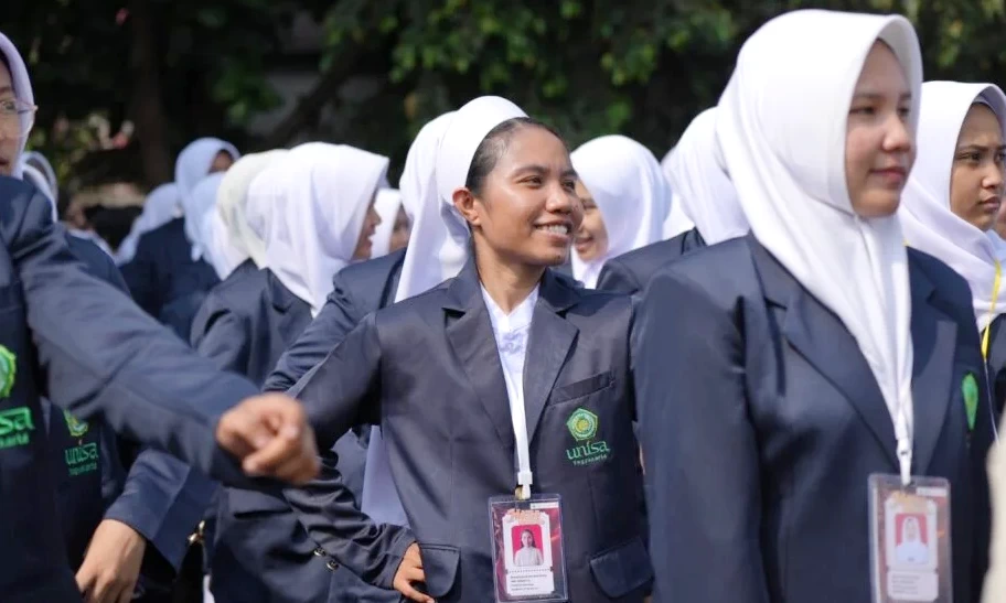 Sebastiana Bwarleling, seorang biarawati Katolik asal Kepulauan Tanimbar, Maluku, jadi maba Universitas Aisyiyah Yogyakarta. (ist)