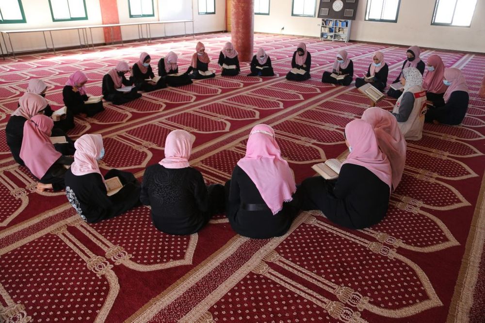 Khotbah Jumat: Keutamaan Menuntut Ilmu