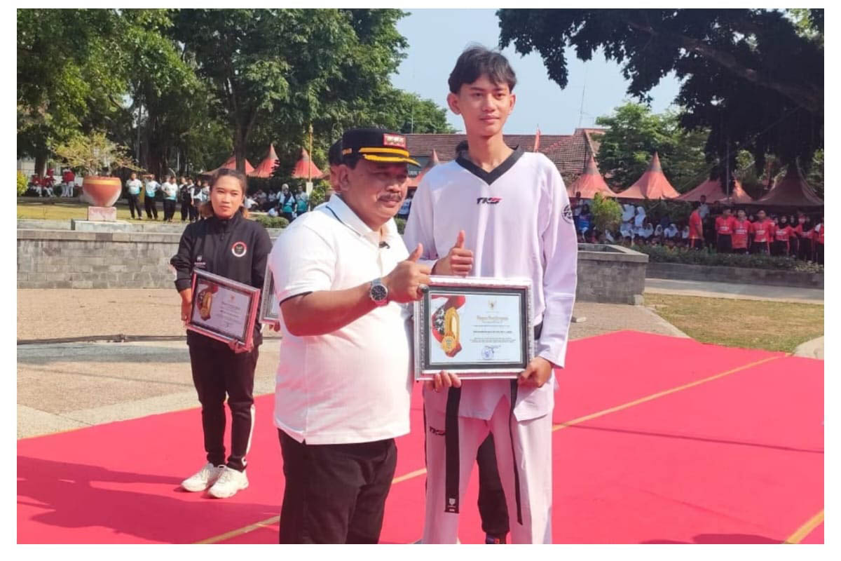 Siswa Kelas XII SMAM Muhammadiyah 1 Nganjuk Raih Emas Kejurprov, Melaju ke Tingkat Nasional