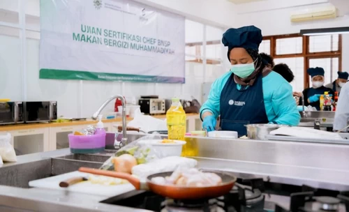 Sertifikasi chef sangat penting menjamin makanan yang sehat dan baik. (ist)
