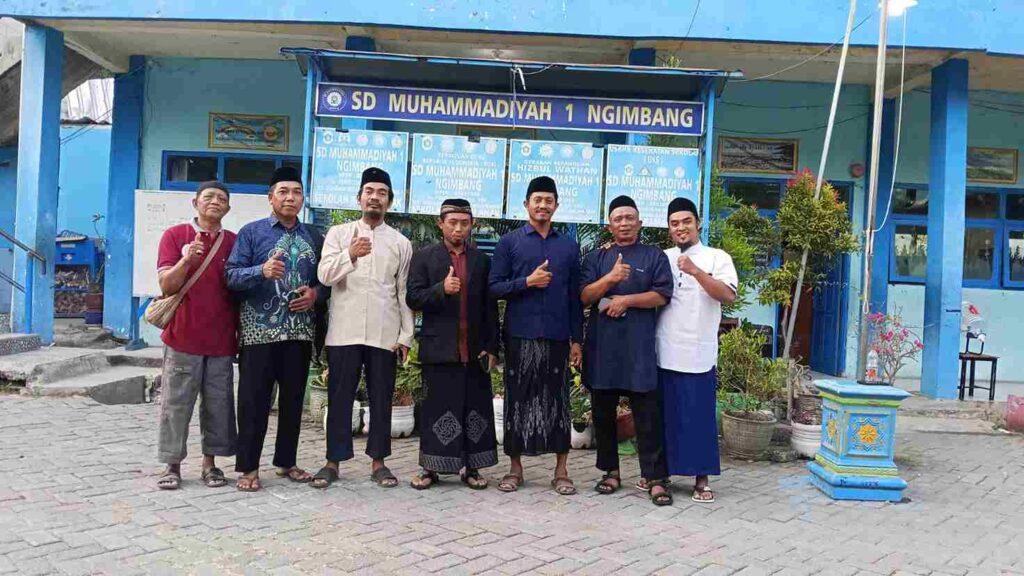 PDM Lamongan Menyapa Saudara Muslim di Ngimbang Bersama KMM Cabang Laren