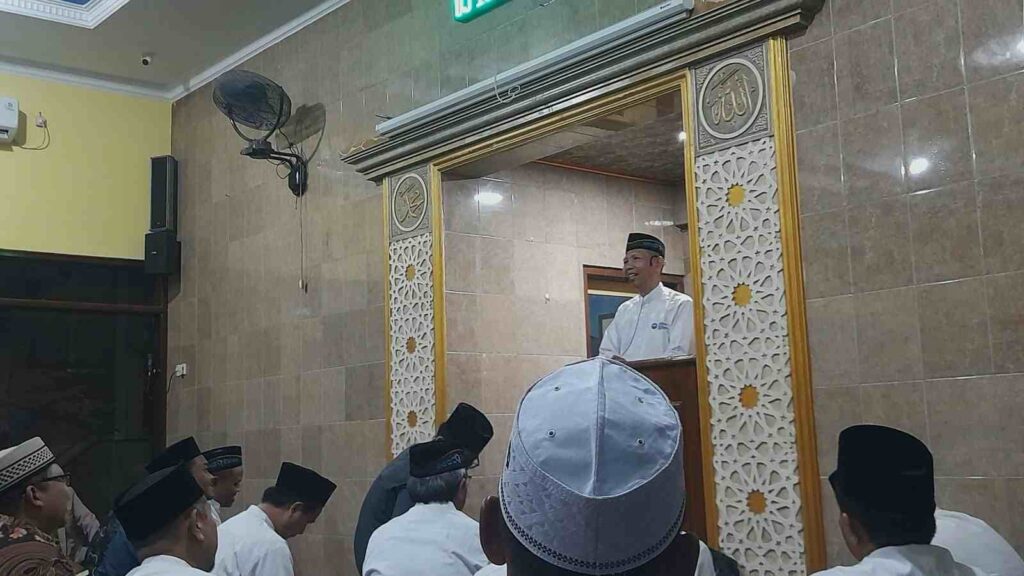 Safari Ahad Subuh: Pesan Takwa menggema di Masjid Ikhwanul Muslimin Kalidawir Tanggulangin