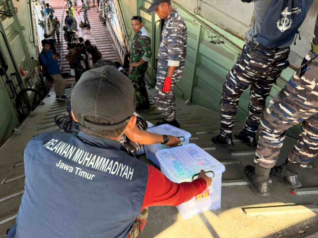Tiba di NTT, Bantuan Logistik dari LAZISMU Jatim Langsung Didistribusikan di 4 Titik Posyan Muhammadiyah