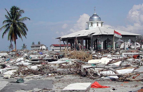 Bencana harus disikapi dengan introspeksi diri. (ist)