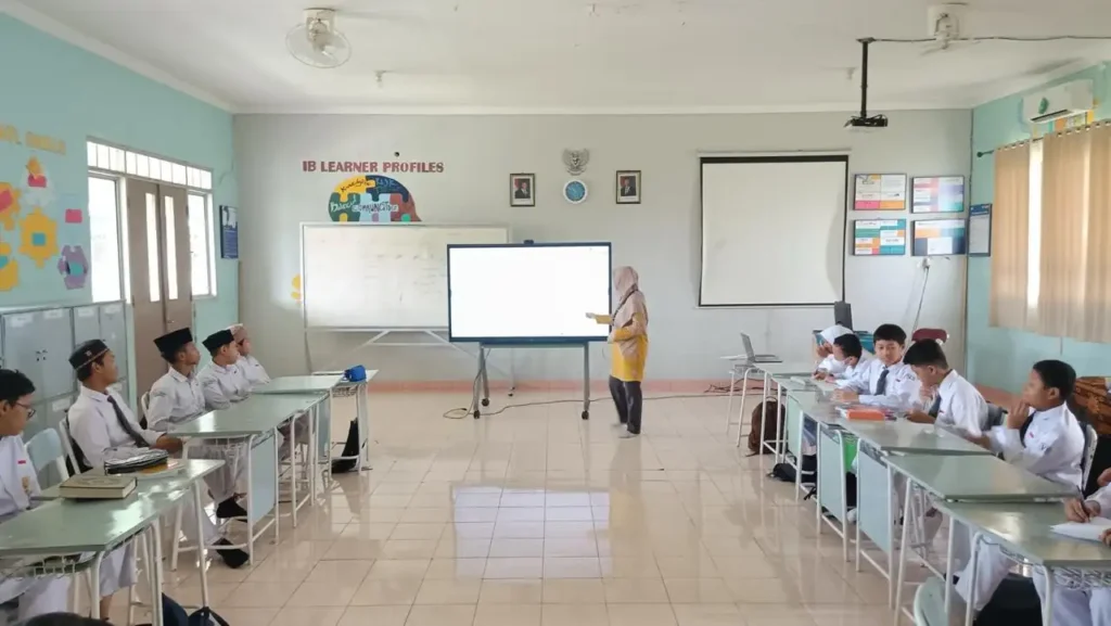 Pendidikan Adalah Tiket Menuju Masa Depan