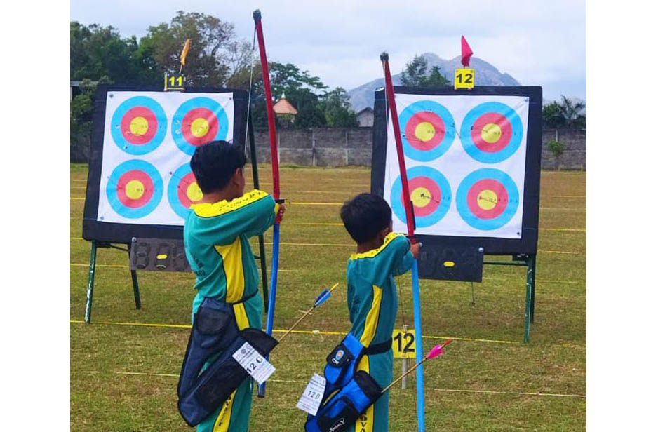 SD Inovatif Aisyiyah Kedungwaru Kirim 11 Atlet di Kejurkab Panahan Tulungagung