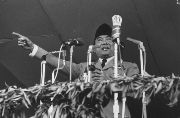 Ideologi Nasakom Dalam Perseptif Pancasila dan UUD NRI 1945