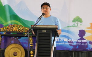 Direktur Jenderal Pendidikan Menengah dan Pendidikan Khusus (Dirjen Dikmen Diksus), Tatang Muttaqin.