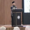 Dadang Kahmad Tawarkan Konsep “Jalan Ketiga”