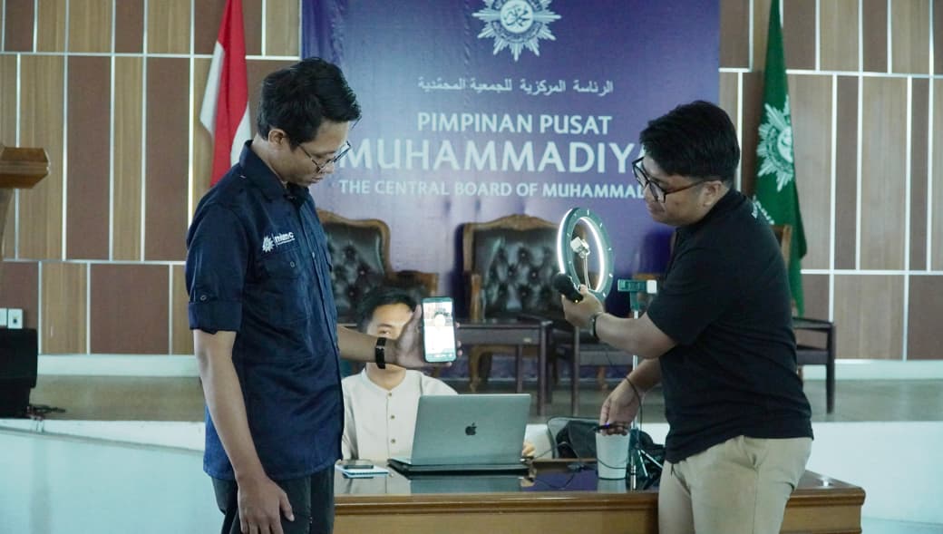Dari Naskah ke Layar, Belajar Membuat Talking Head Video