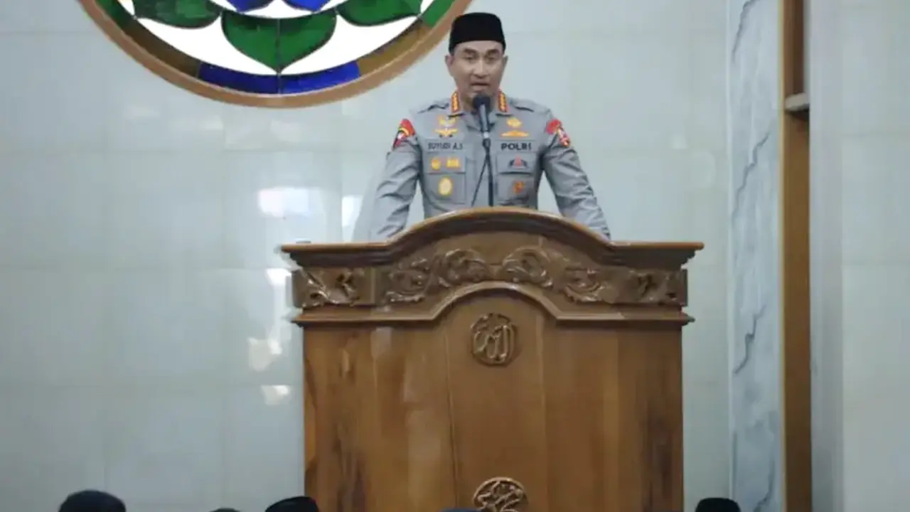 Jadi Khatib Jumat, Kapolri Suyudi Ingatkan Amanah Jabatan