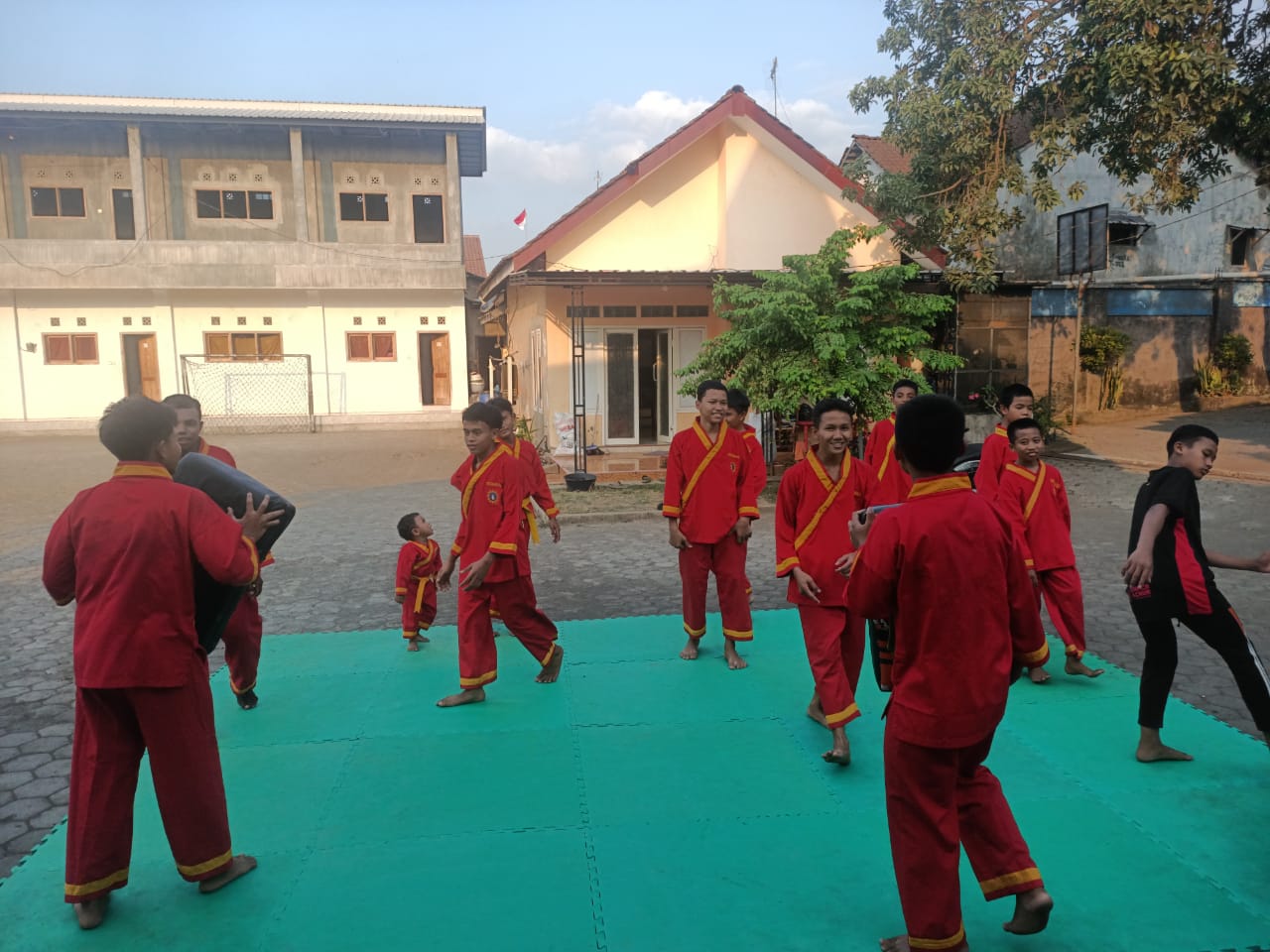 Ponpesmu Pakusari Jember Membuka Ekstrakurikuler Tapak Suci