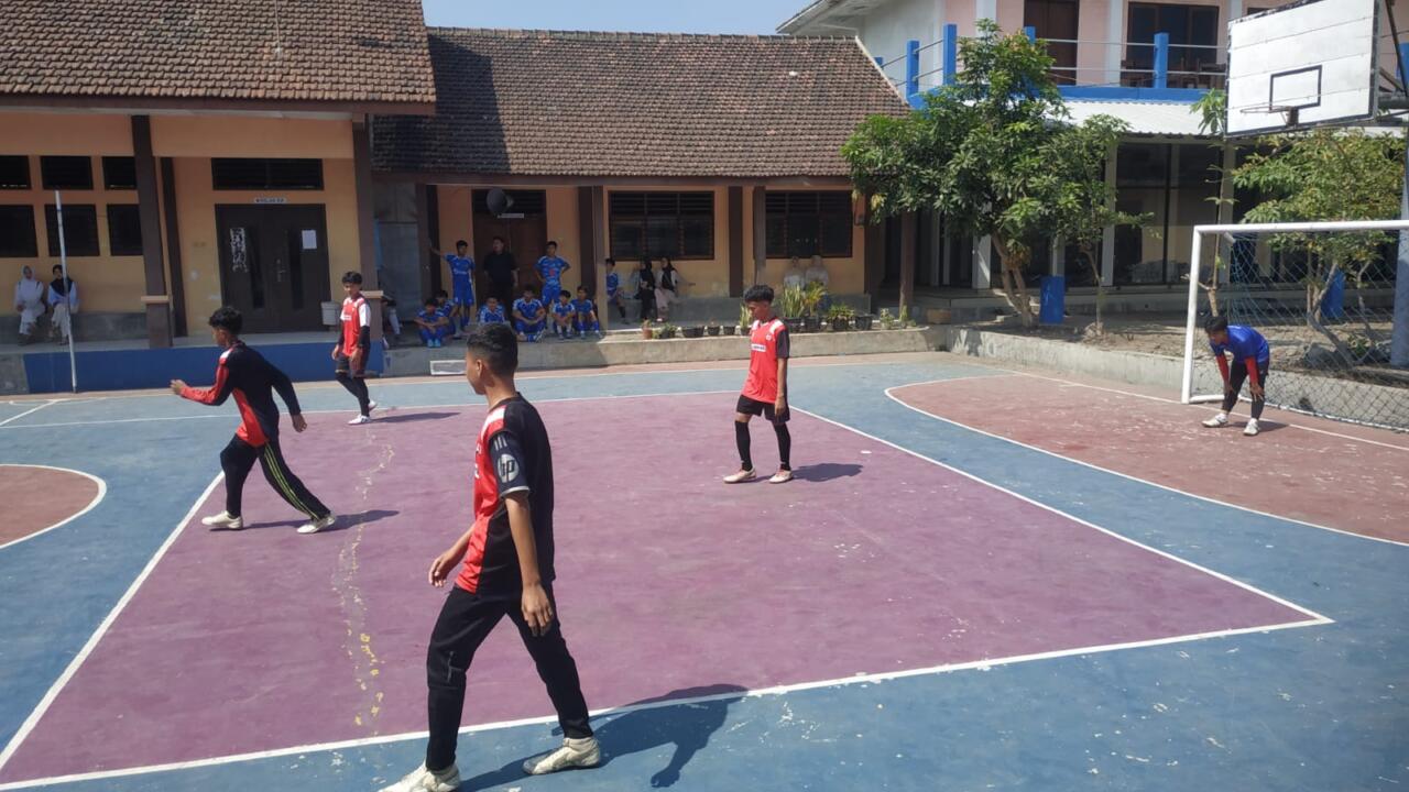 PR IPM Ponpesmu Pakusasi Ikuti Kompetisi Futsal Bareng PD IPM Jember
