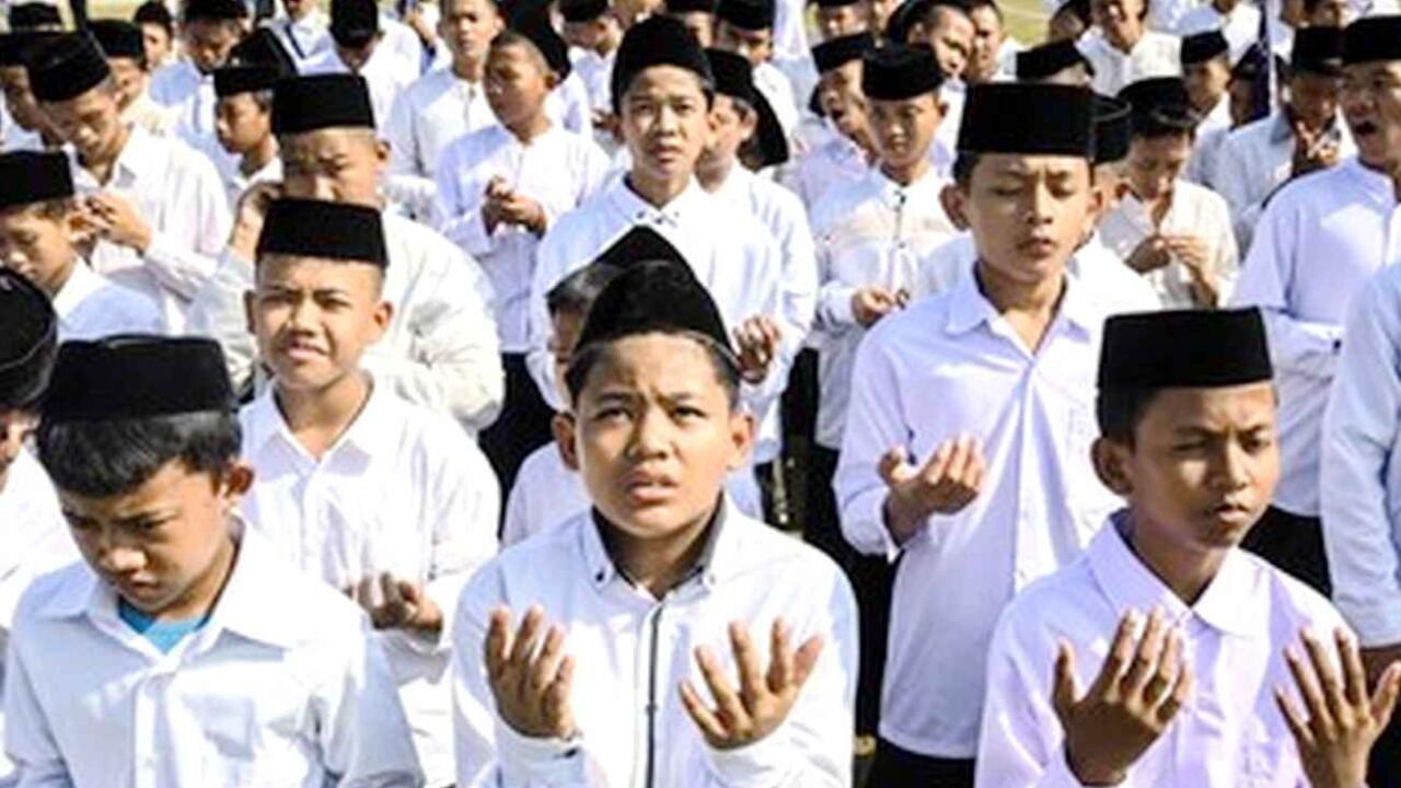 Puncak Hari Santri 2026: Ribuan Umat Ikuti Munajat untuk Negeri