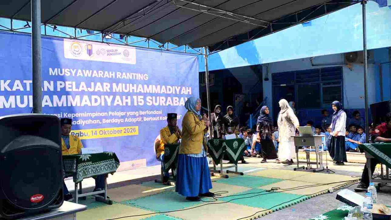 SMP Muhammadiyah 15 Surabaya Gelar Debat Kandidat Calon Ketua IPM